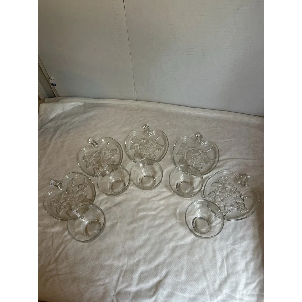 Clear Glass Apple-Shaped Floral Plates and Bowls 5 Piezas Pressed Set